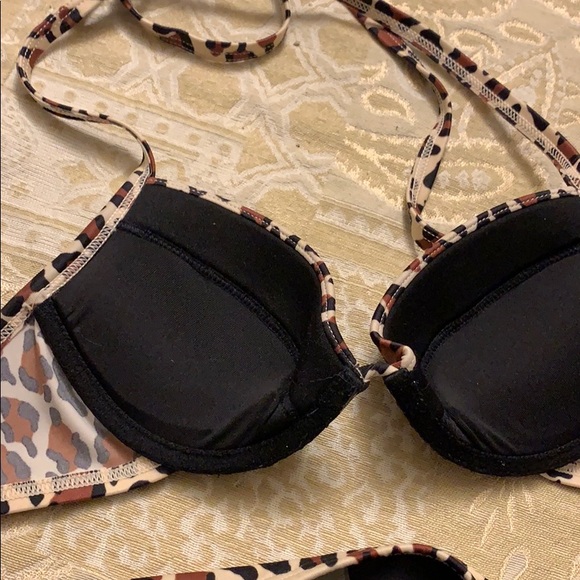 - Vs Leopard bikini size extra small - Picture 6 of 7